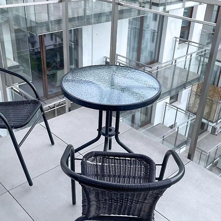 Comfortable 1-Room Apartment Close To The Center Warszawa Eksteriør billede